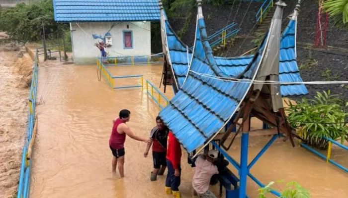 Hujan Tanpa Henti Lumpuhkan Intake Perumda AM Padang, Pelayanan Air Bersih Padang Terganggu