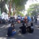 ​Para Buruh di Sumbar Geruduk Kantor Gubernur, Desak Pembentukan UMK dan Evaluasi Upah Murah