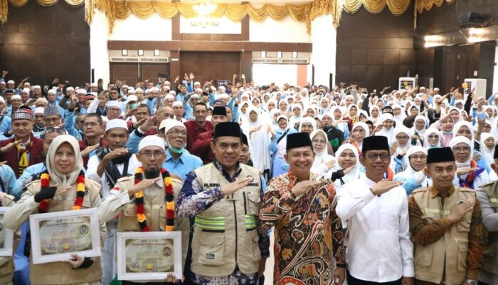 Berangkat Haji di Tengah Musibah, Jemaah Sumbar Terima Bantuan 660 juta dari Uni Emirat Arab