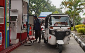 Tinjau Langsung SPBU di Medan, Komisaris Pertamina Pastikan Distribusi BBM Semakin Membaik