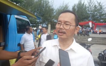 Kanwil Kemenkum Sumbar Hadirkan Layanan Hukum Gratis dan Bazar UMKM di Pantai Padang